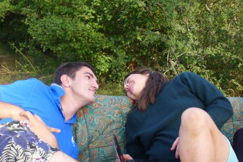 Ci guardiamo negli occhi